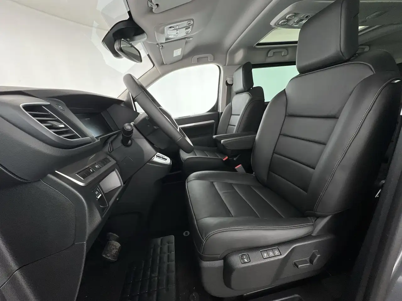 Opel Zafira Life GS (L2) 2.2D*NAVI*SHZ*RFK*uvm 8