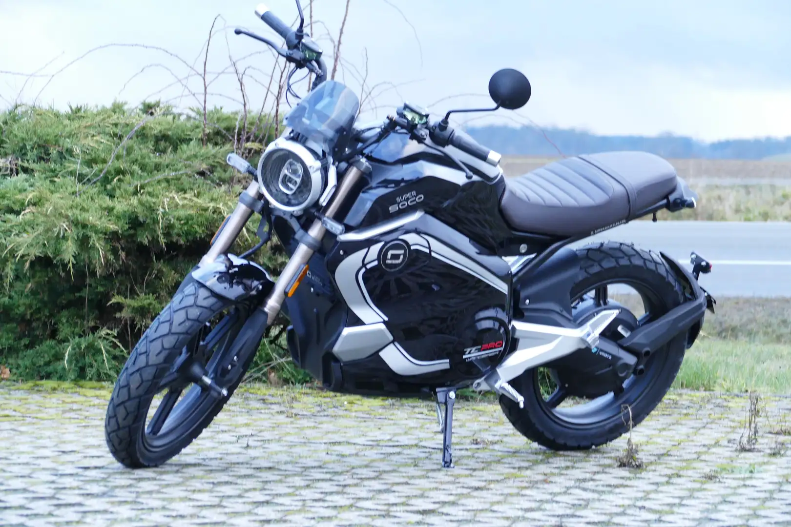 Super Soco TC Wanderer PRO 90km/h Elektromotorrad Noir - 2
