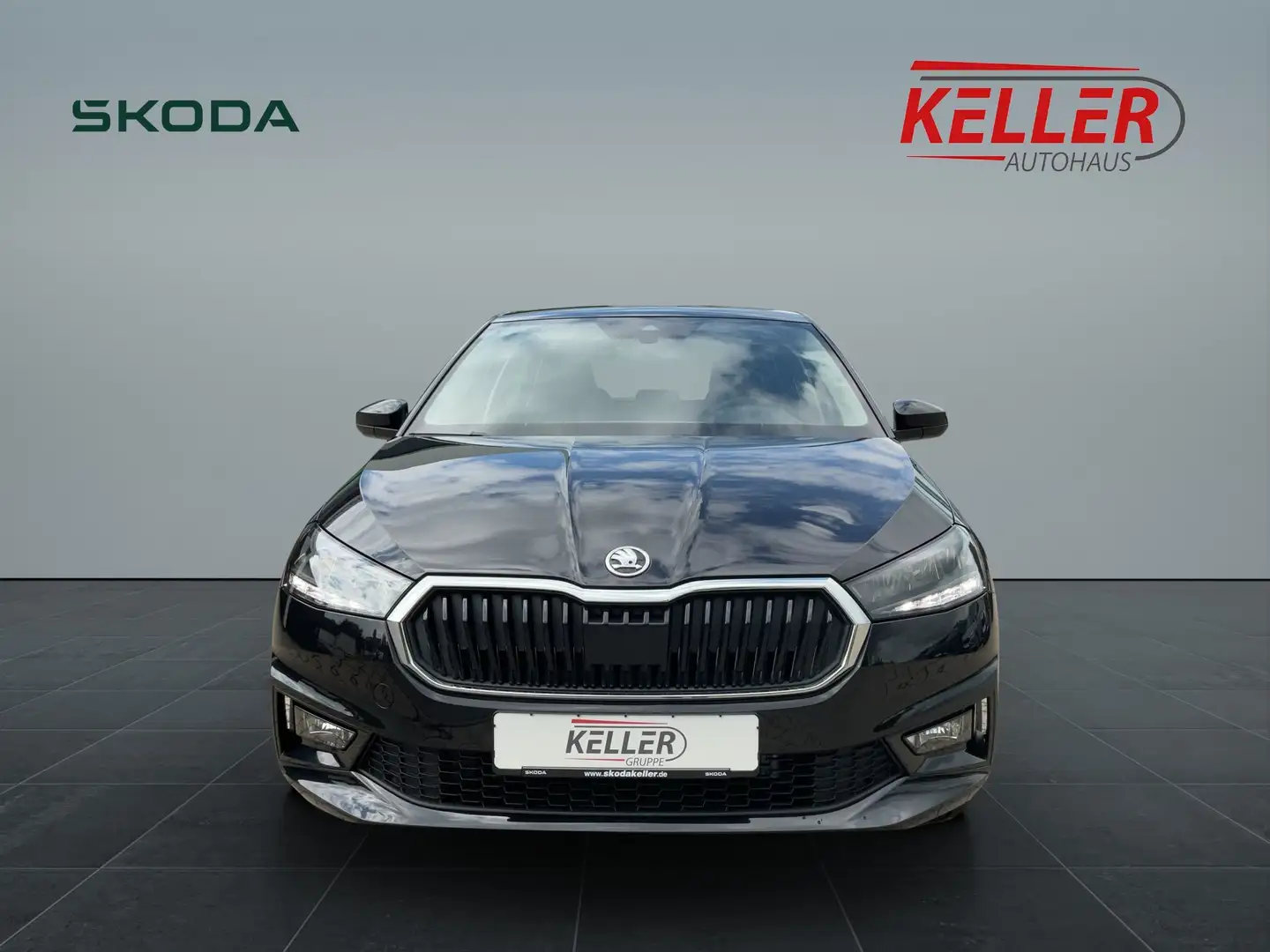 Skoda Fabia Essence 1,0 MPI 59 kW 5-Gang-Schaltgetriebe Negro - 2