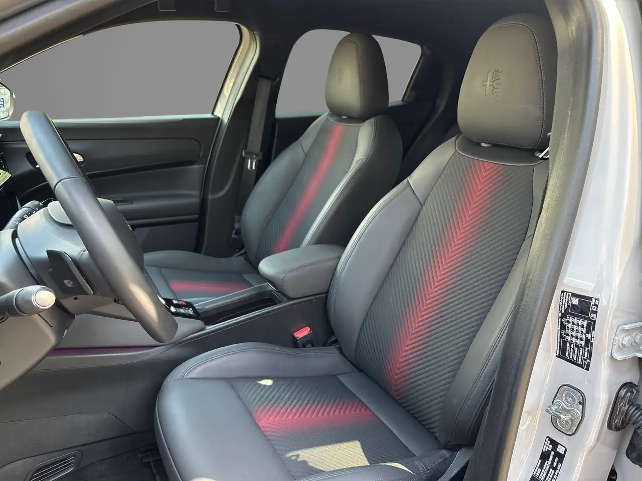 Alfa Romeo Junior 2025