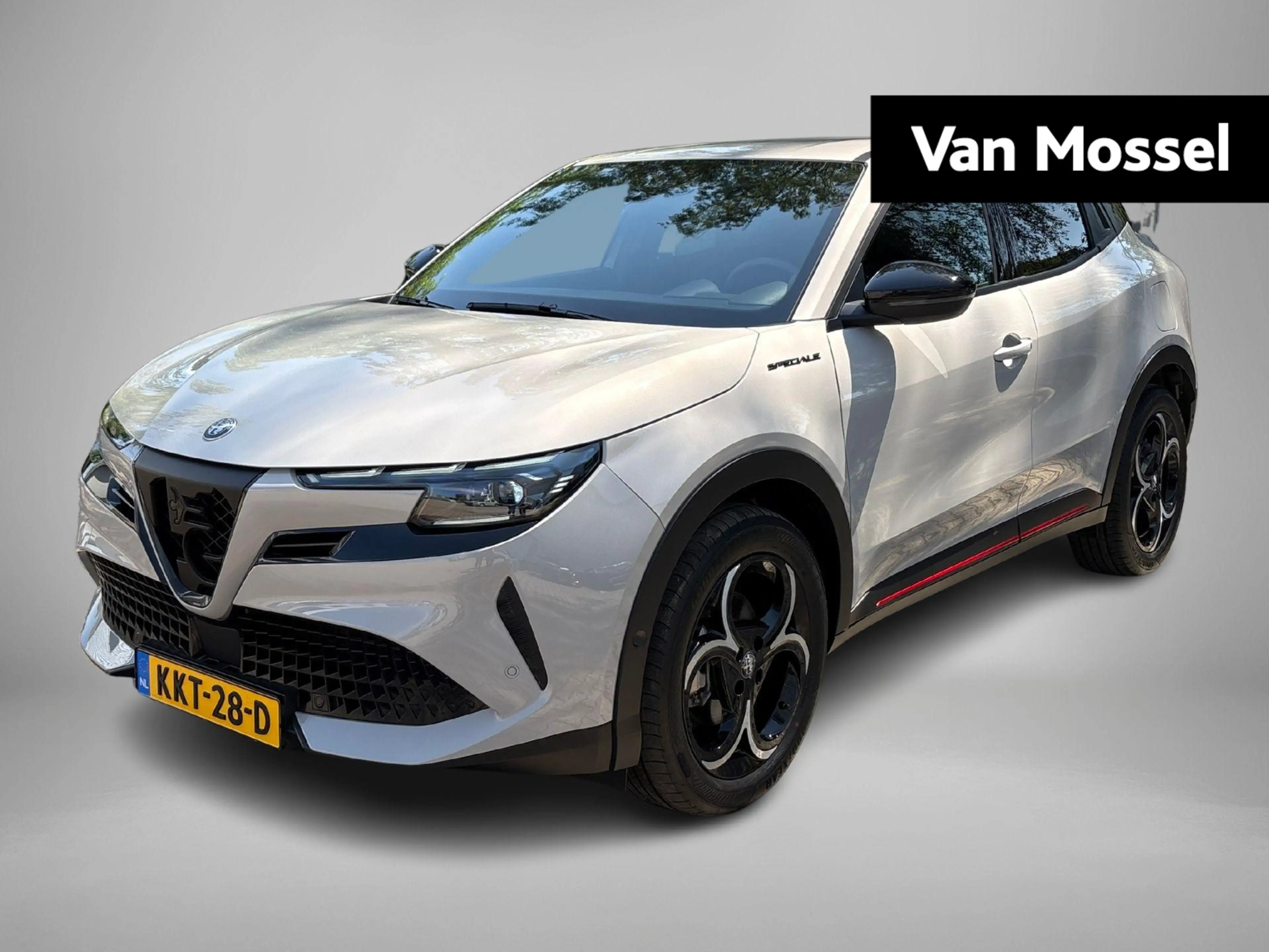 Alfa Romeo Junior 1.2 Turbo Hybrid Ibrida Speciale | Navigatie | Par