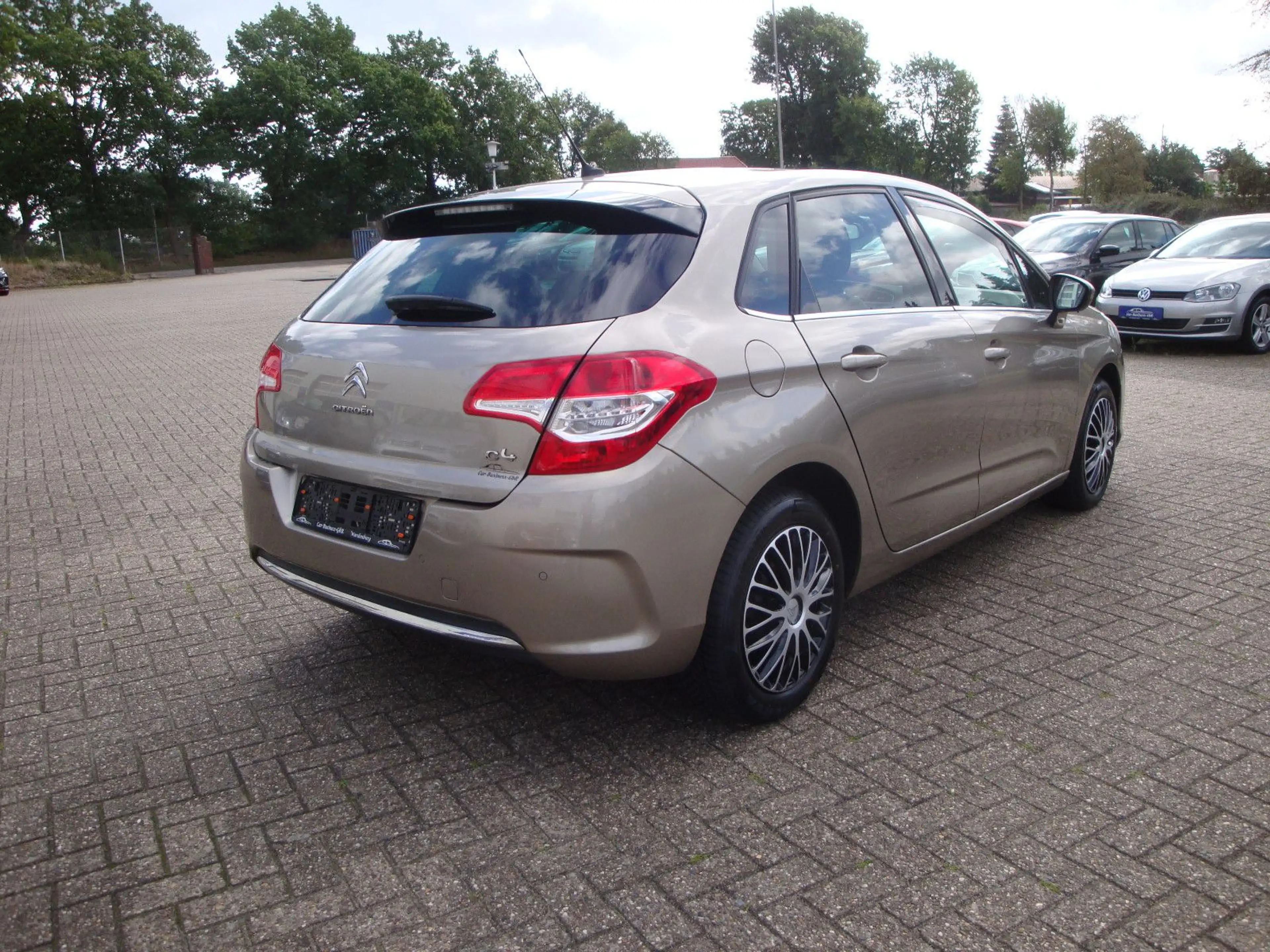 Citroen C4 Lim. Selection — photo 4