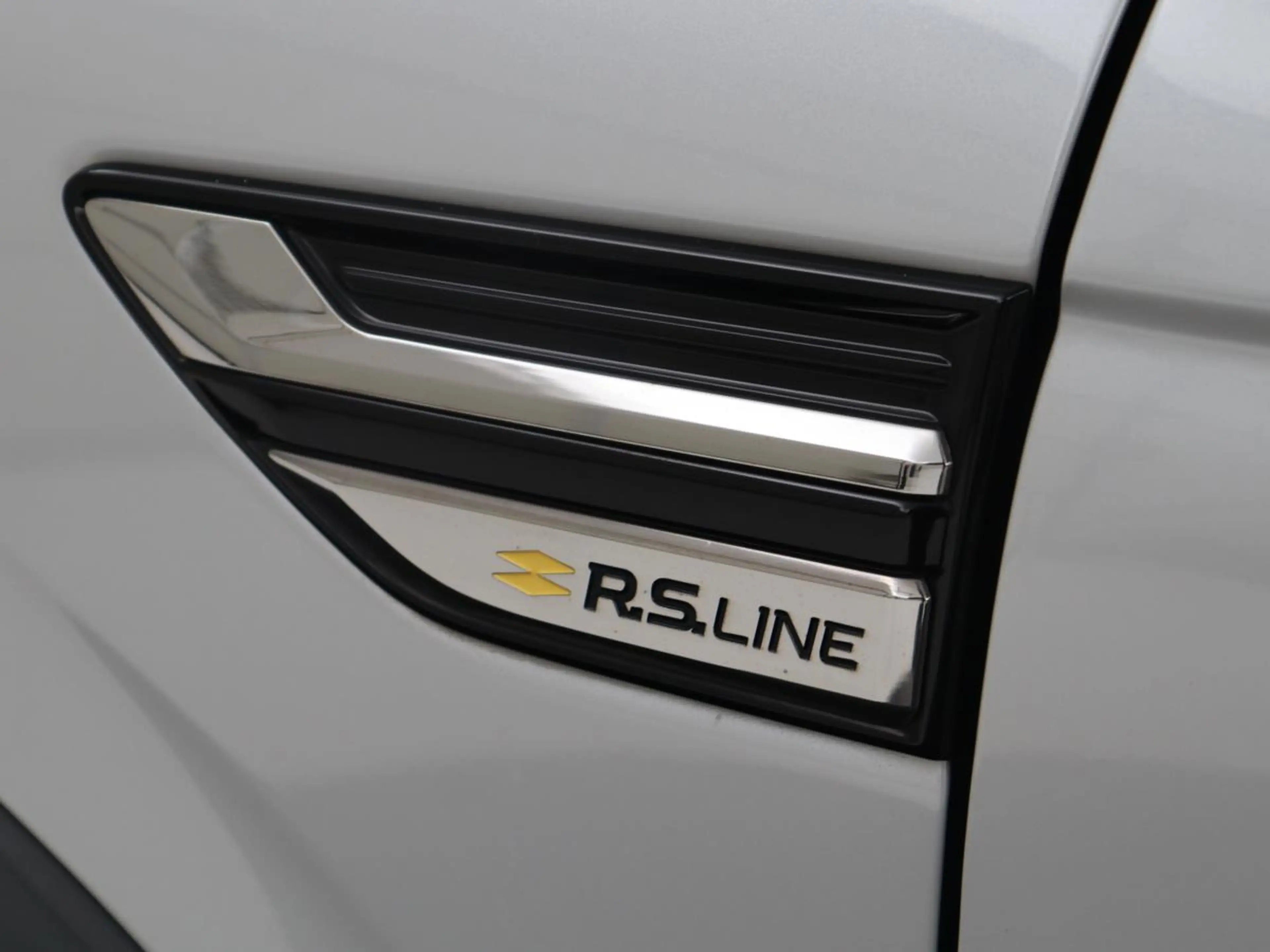 Renault Arkana 1.6 E-Tech Hybrid 145 R.S. Line | Panoramadak | Le — photo 30