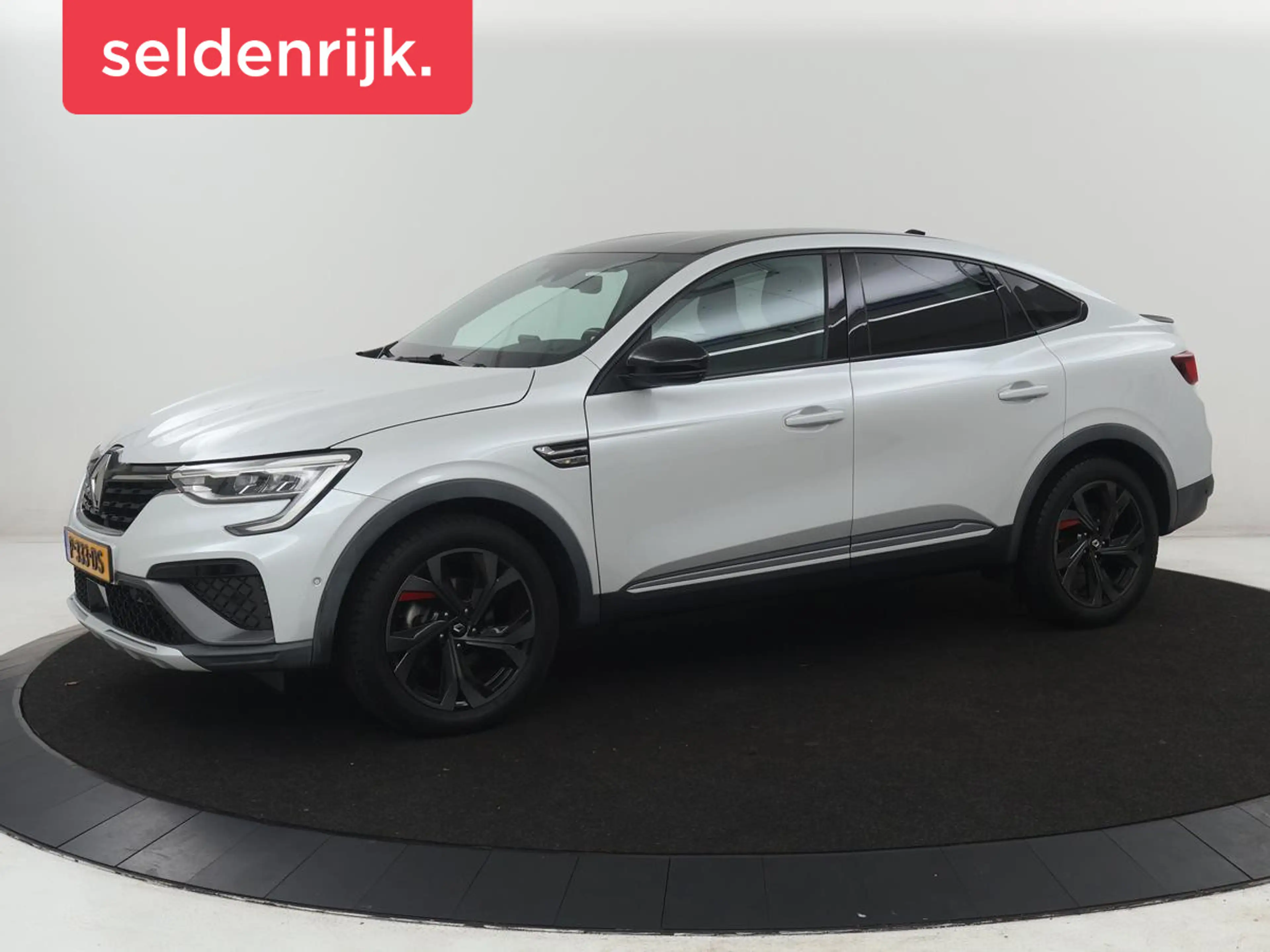 Renault Arkana 1.6 E-Tech Hybrid 145 R.S. Line | Panoramadak | Le