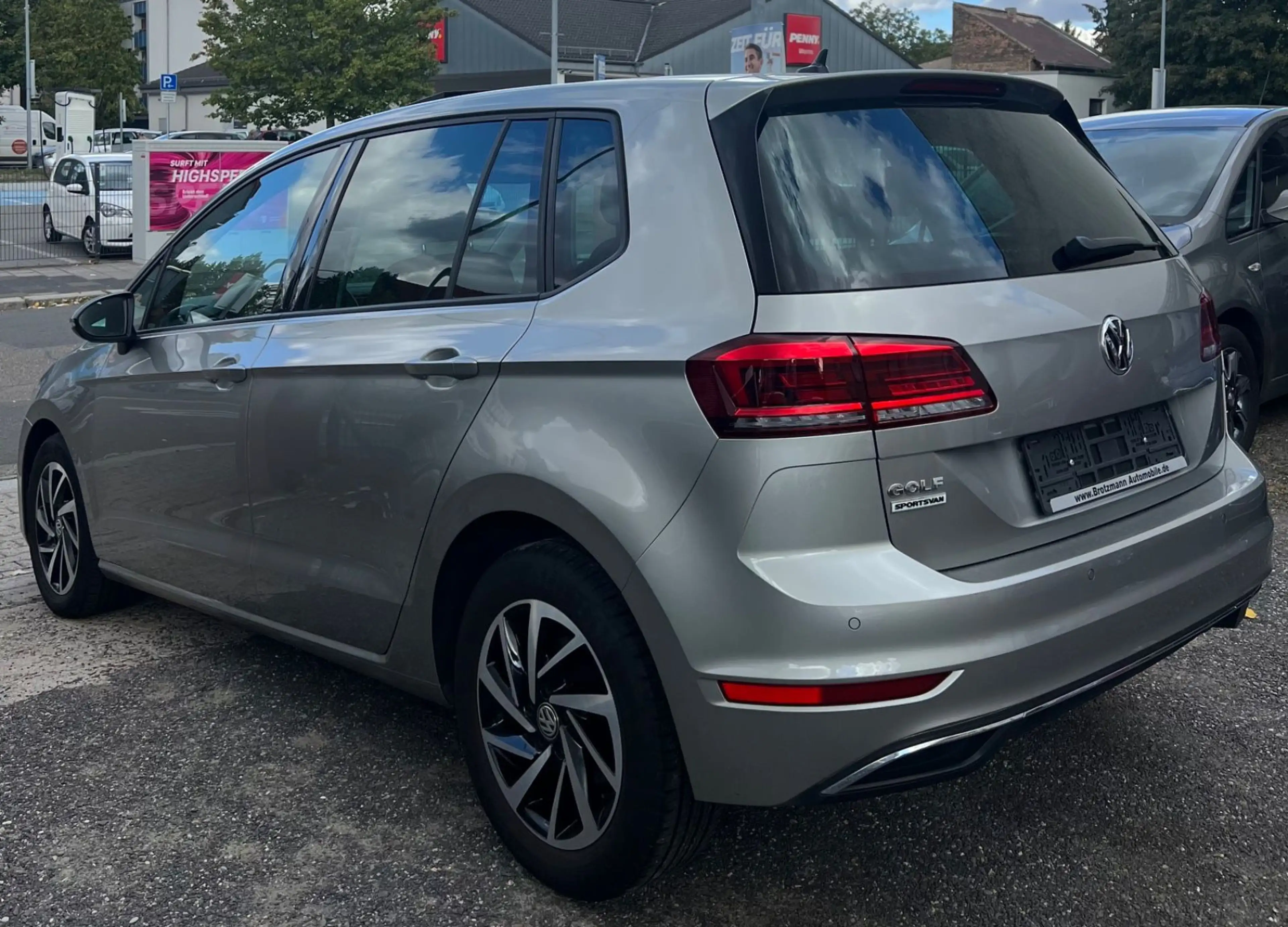 Volkswagen Golf Sportsvan 1.5 TSI ACT OPF 96kW DSG Highline — photo 4