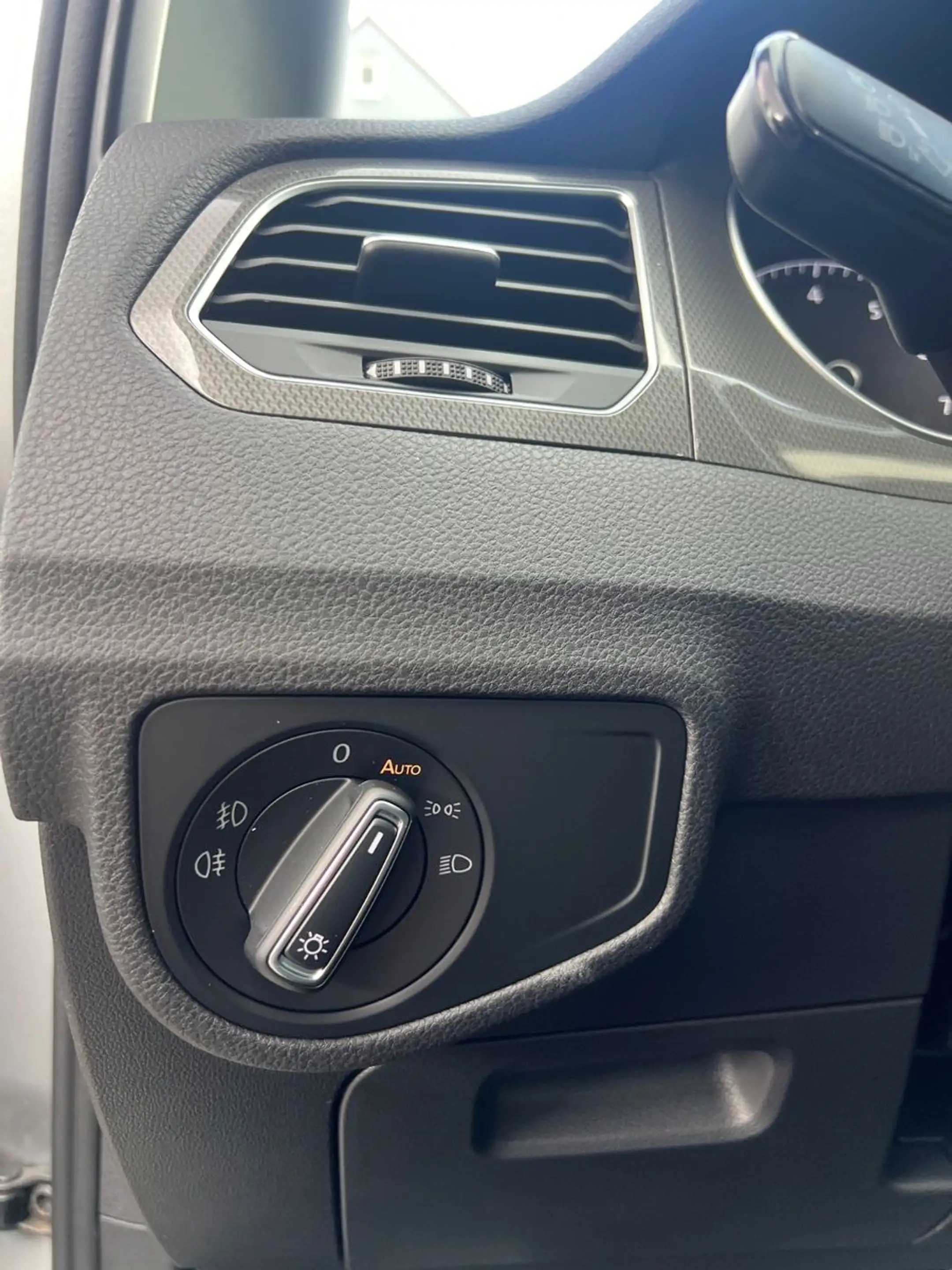Volkswagen Golf Sportsvan 1.5 TSI ACT OPF 96kW DSG Highline — photo 12