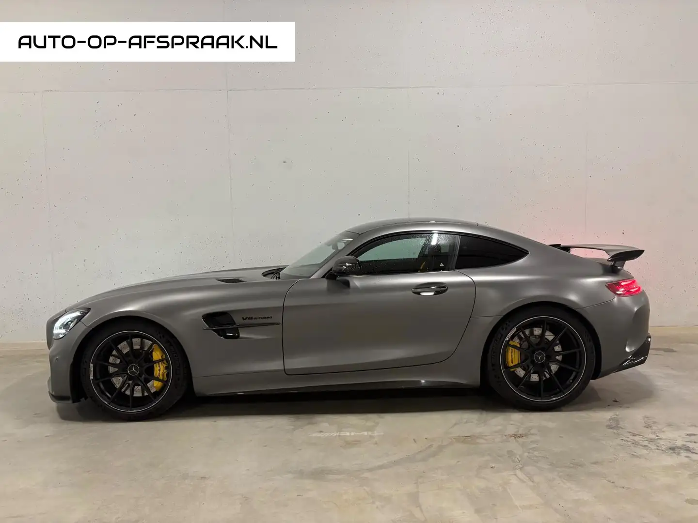 Mercedes-Benz AMG GT 4.0 R Burmester BTW 21% Facelift Carbon Gris - 1
