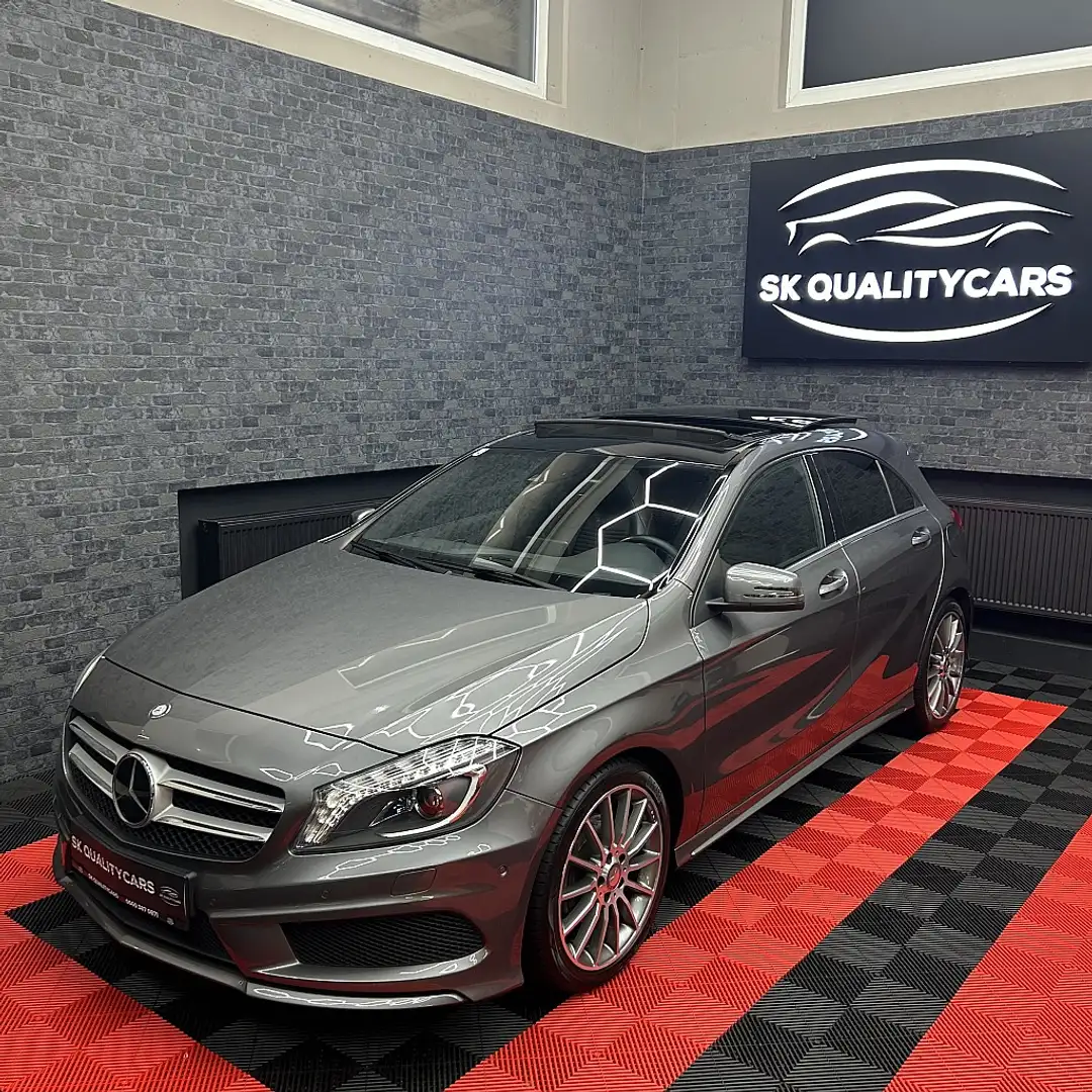 Mercedes-Benz A 180 BlueEfficiency Edition AMG LINE Grau - 2