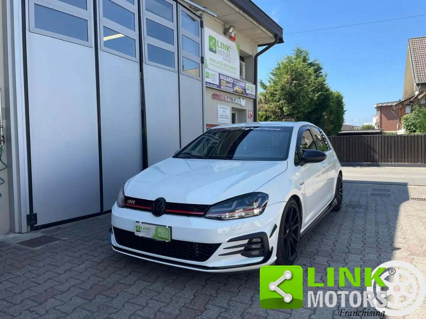 Volkswagen Golf GTI Performance 2.0 245 CV TSI DSG 5p. BMT Bianco - 1