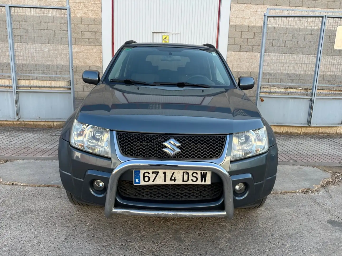 Suzuki Grand Vitara 1.9DDiS JX Gris - 2