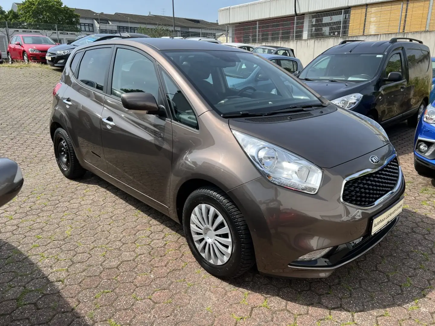 Kia Venga Venga 1.6 CVVT Automatik Dream-Team Edition Braun - 1