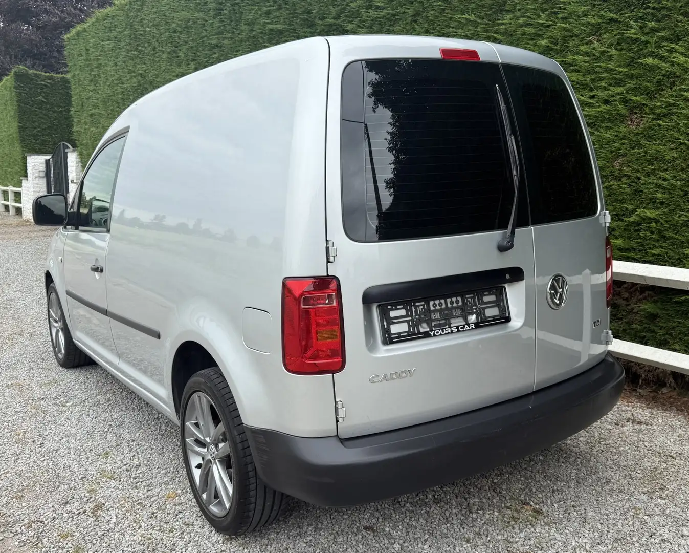 Volkswagen Caddy 1.6Tdi - Intérieur R Line - GPS - Airco !! Gris - 2