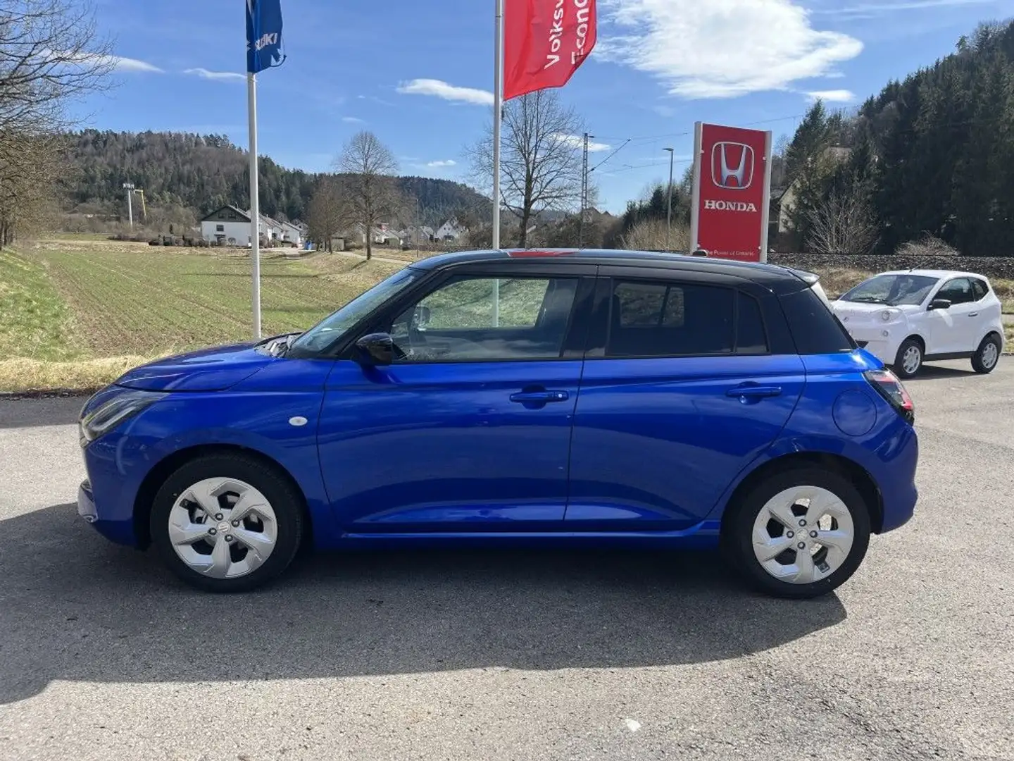 Suzuki Swift 1.2 Dualjet Hybrid Comfort Bleu - 2