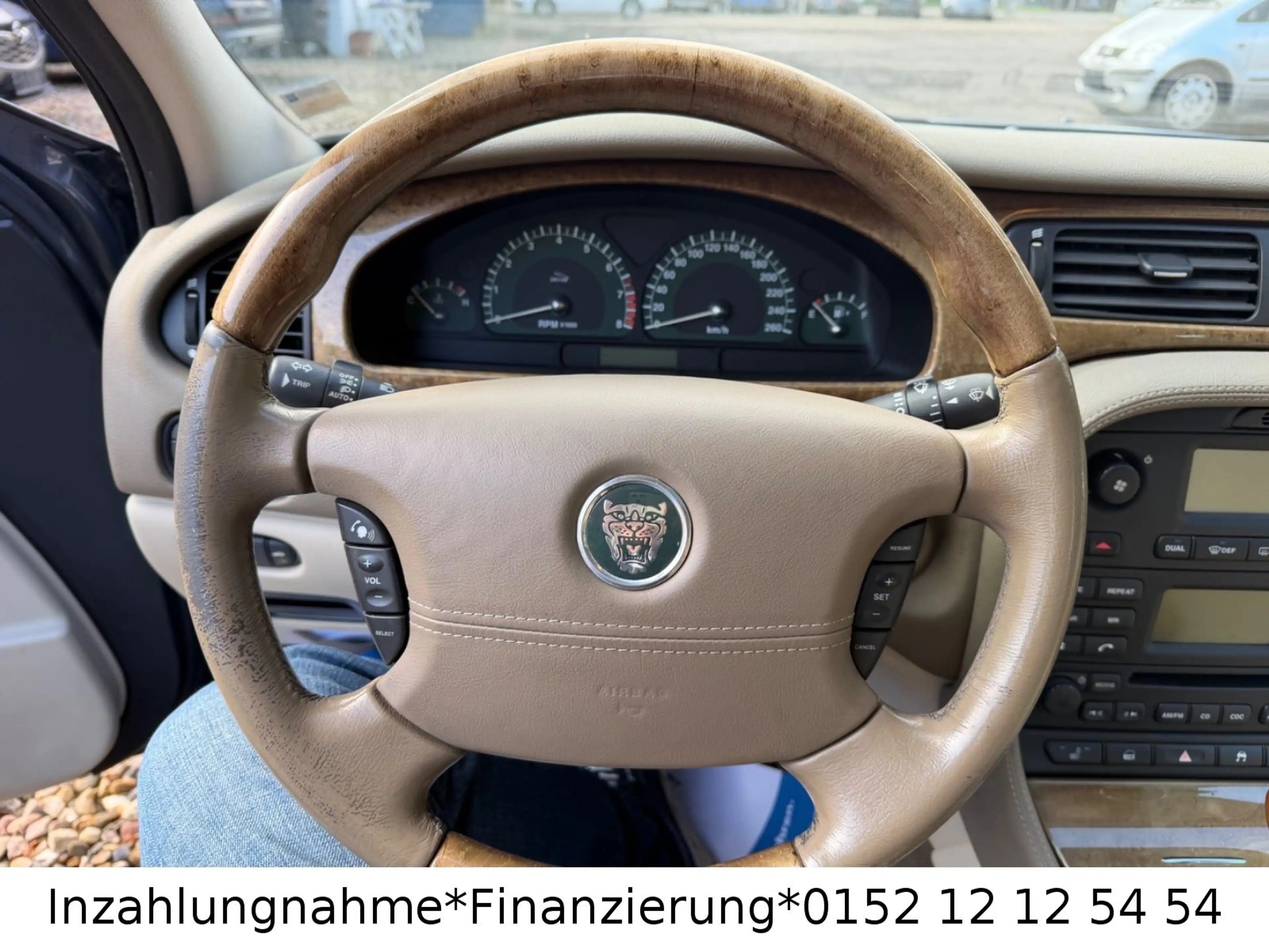 Jaguar S-Type 2.5 L V6 Executive — photo 11