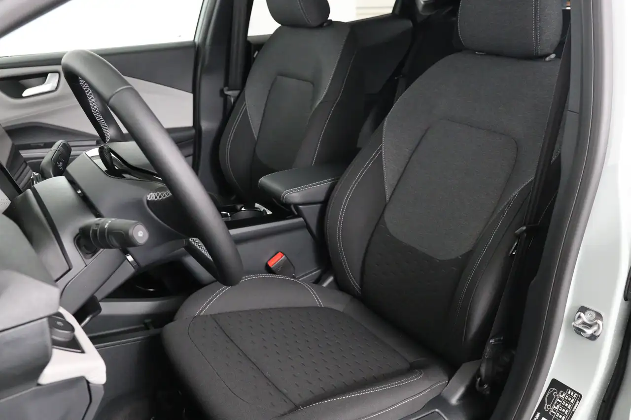 2026 Ford Puma Gen-E Select FWD 47 kWh | Winter Pack | Camera | Elektri, photograph 6