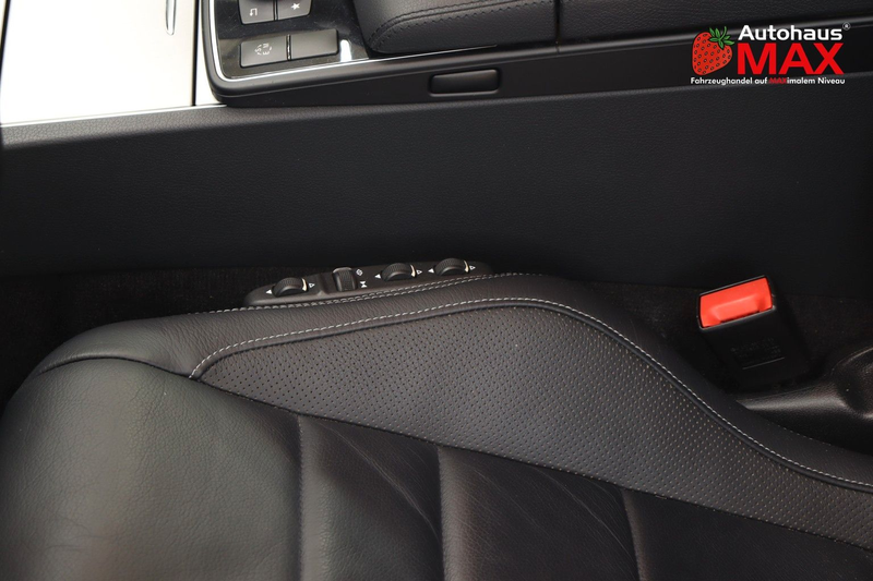 Mercedes-Benz E 300 CGI Coupe AMG~Kamera~Temp~SZH~Navi~Mopf — photo 14