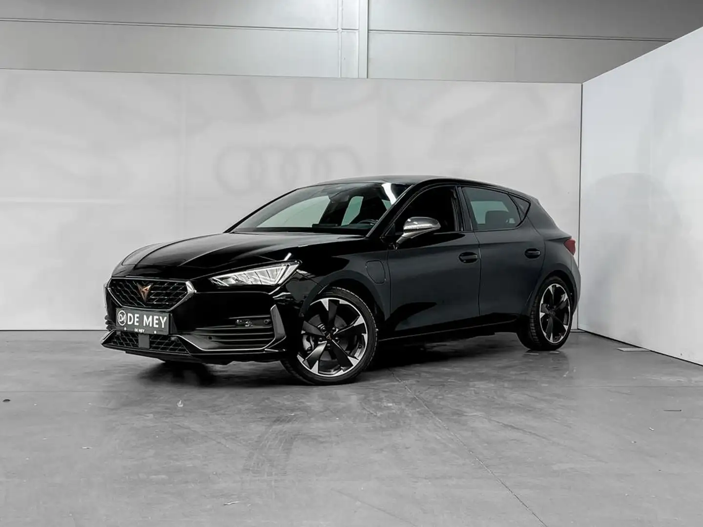 CUPRA Leon DSG 204pk Plug-In  / Carplay / Camera / Keyless /  Noir - 2