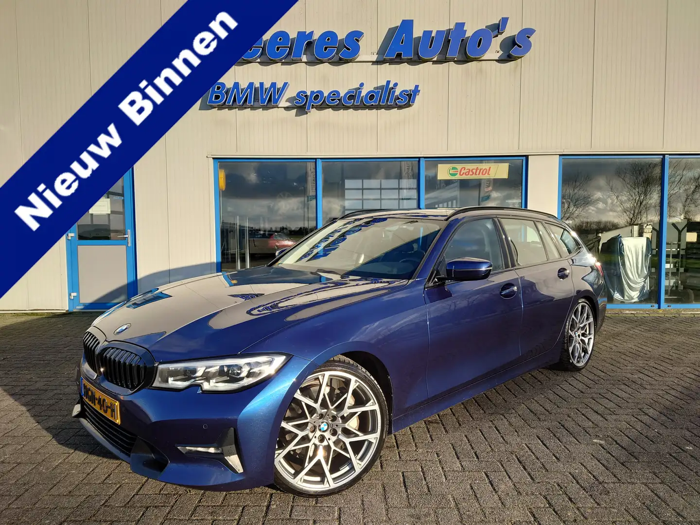 BMW 330 3-serie Touring 330i High Executive / 20" 795M / P Blauw - 1