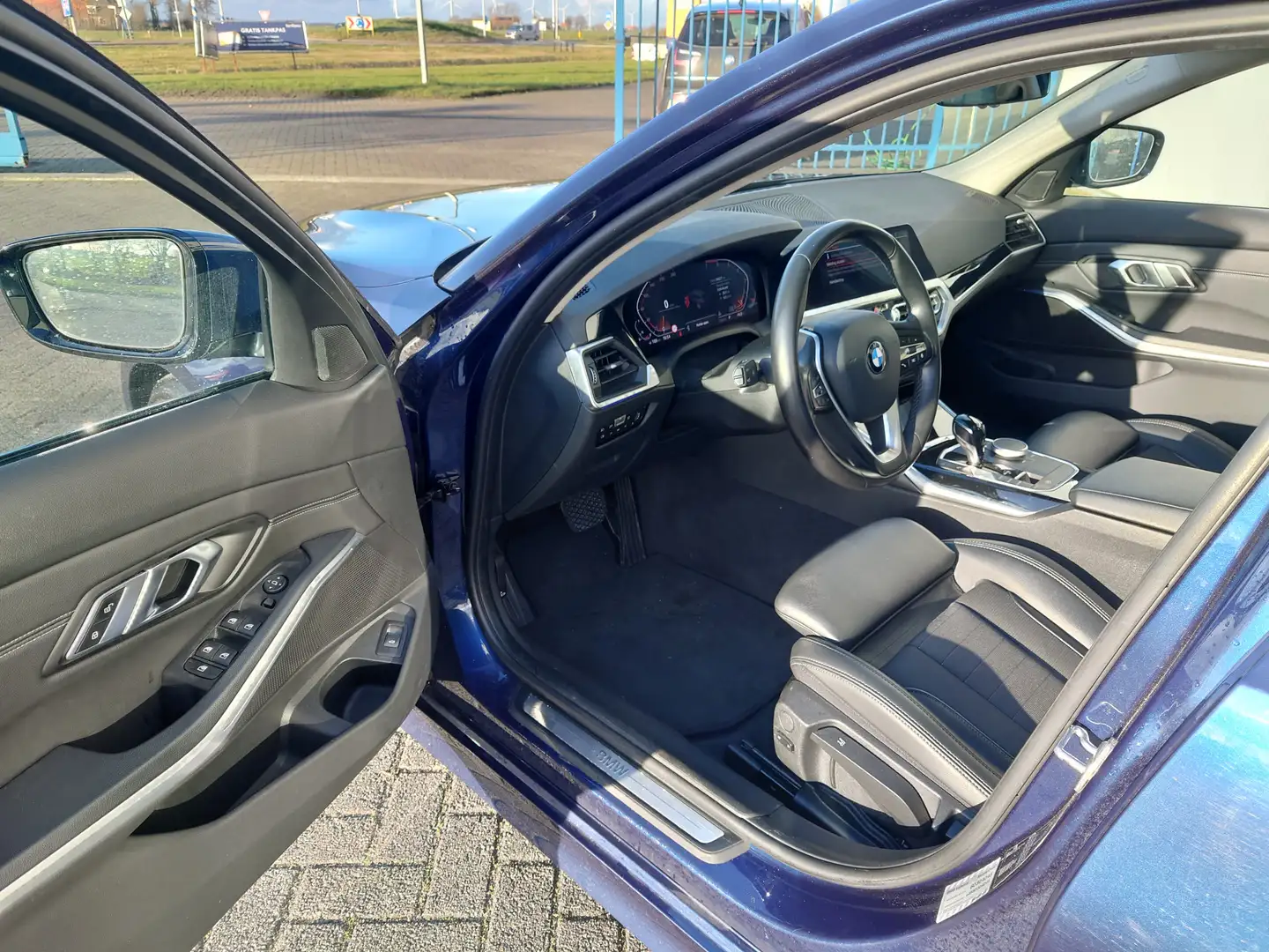 BMW 330 3-serie Touring 330i High Executive / 20" 795M / P Blauw - 2
