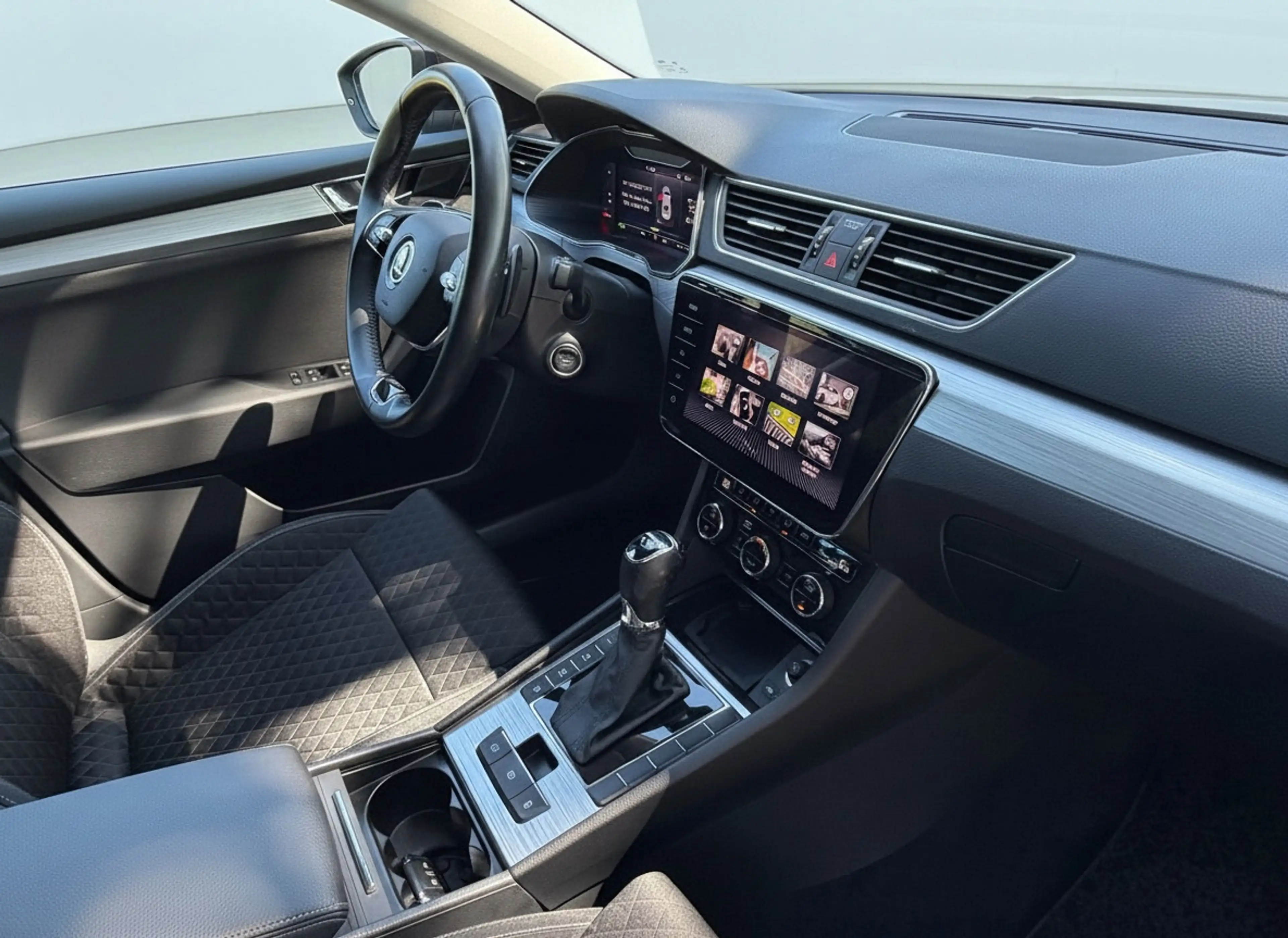 Skoda Superb Combi 1.4 TSI iV AUTOMAAT Business Edition Sport, — photo 27
