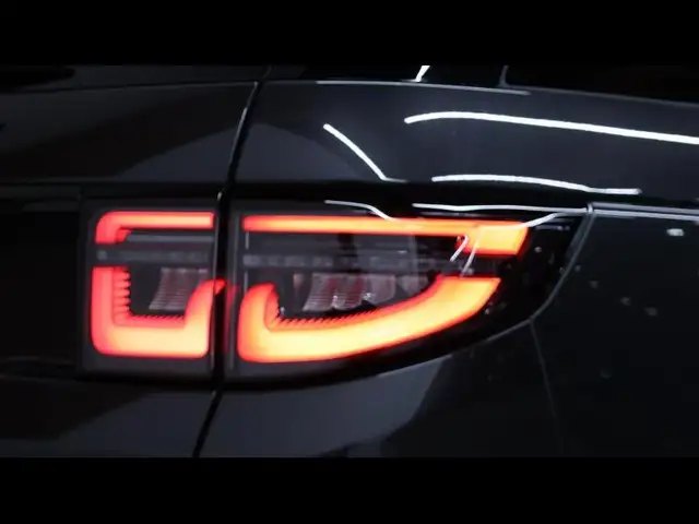 Land Rover Discovery Sport view 9