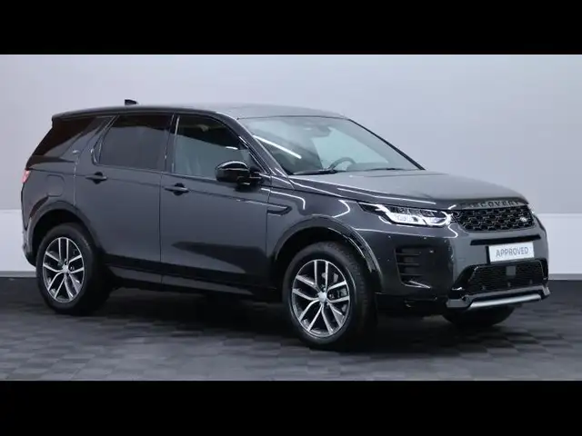 Land Rover Discovery Sport view 3