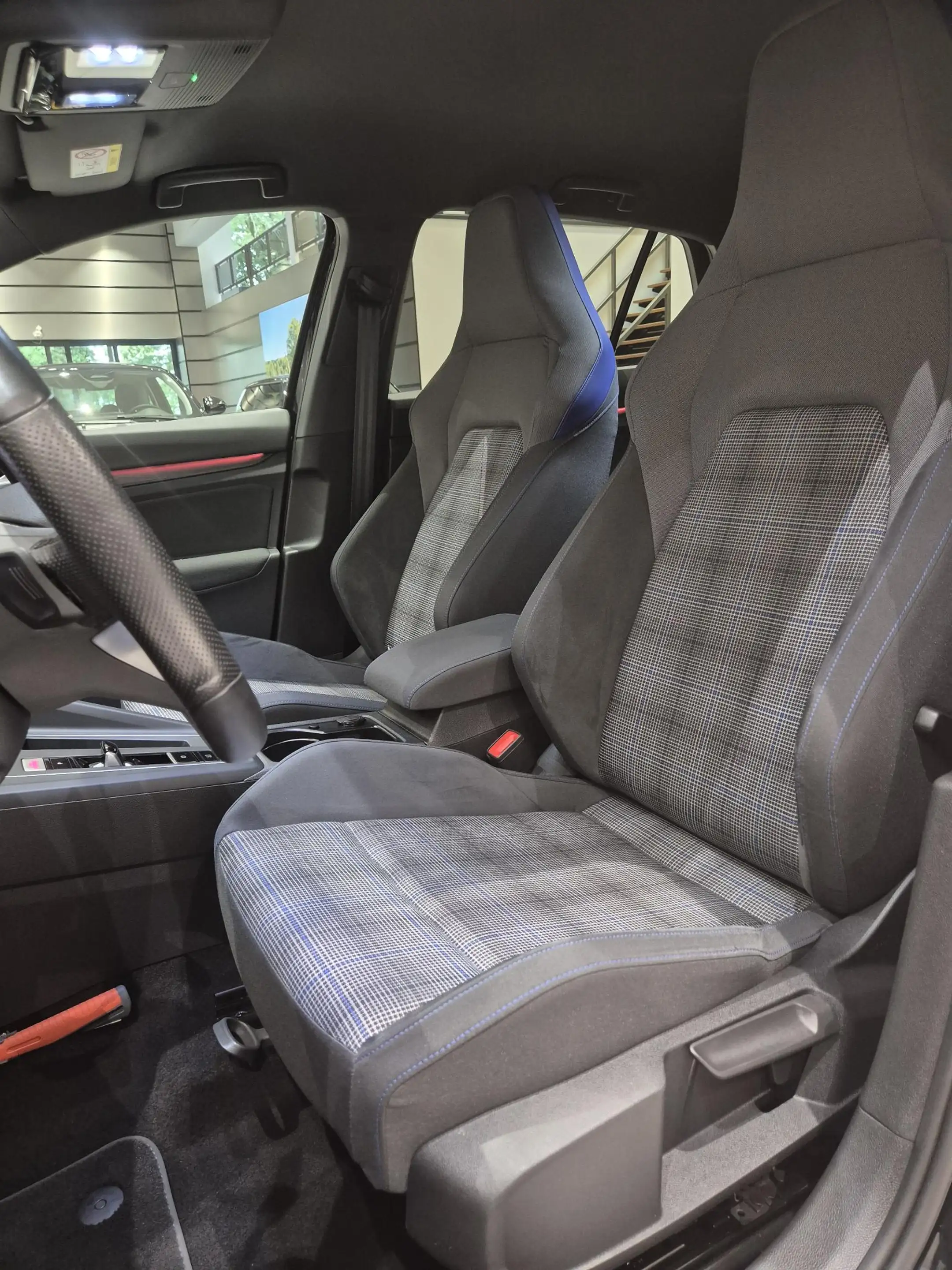 Volkswagen Golf GTE 1.4 eHybrid | Stoelverwarming | Navigatie | Apple — photo 7