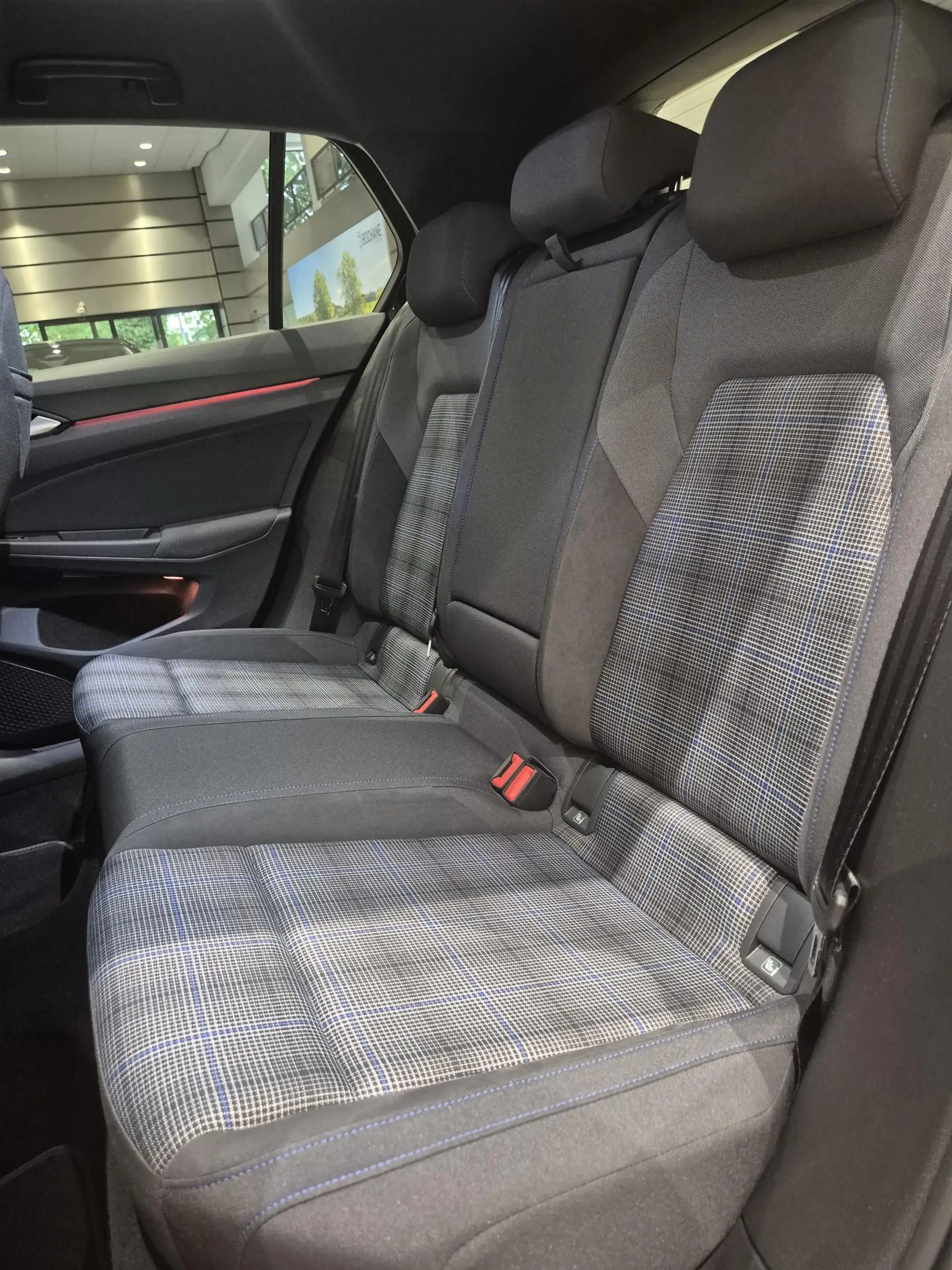 Volkswagen Golf GTE 1.4 eHybrid | Stoelverwarming | Navigatie | Apple — photo 8