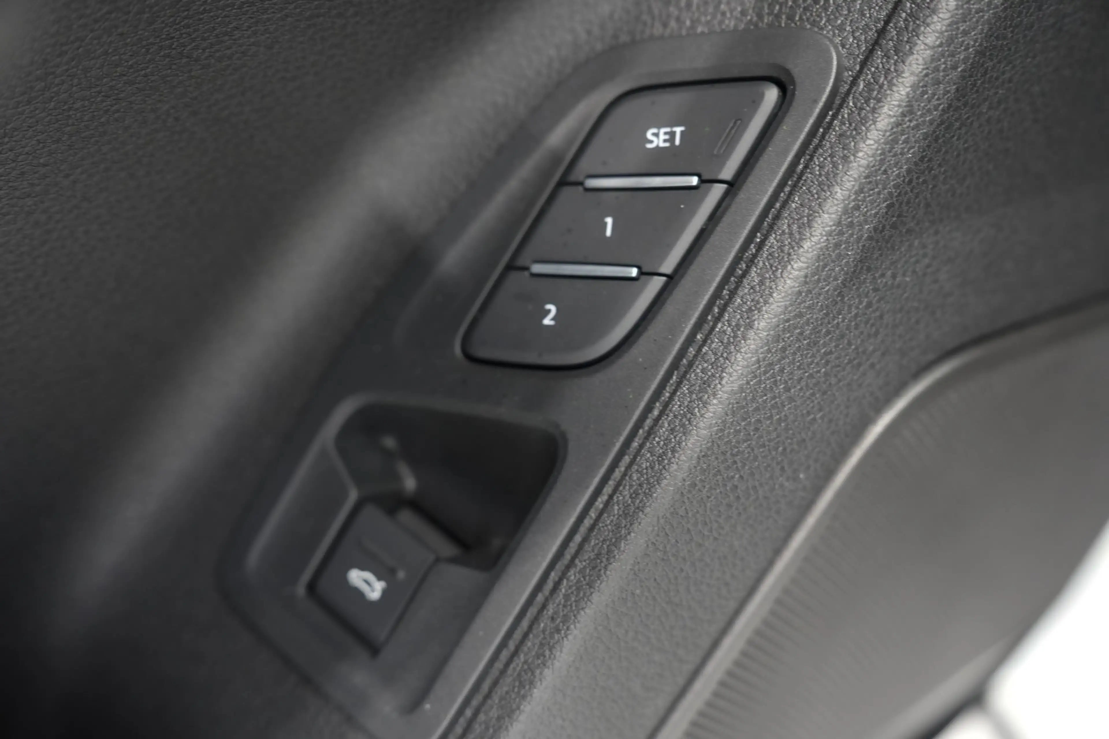 Audi RS Q3 2.5 TFSI quattro*RS.ABGAS*SPORTSITZE*KERAMIK — photo 15