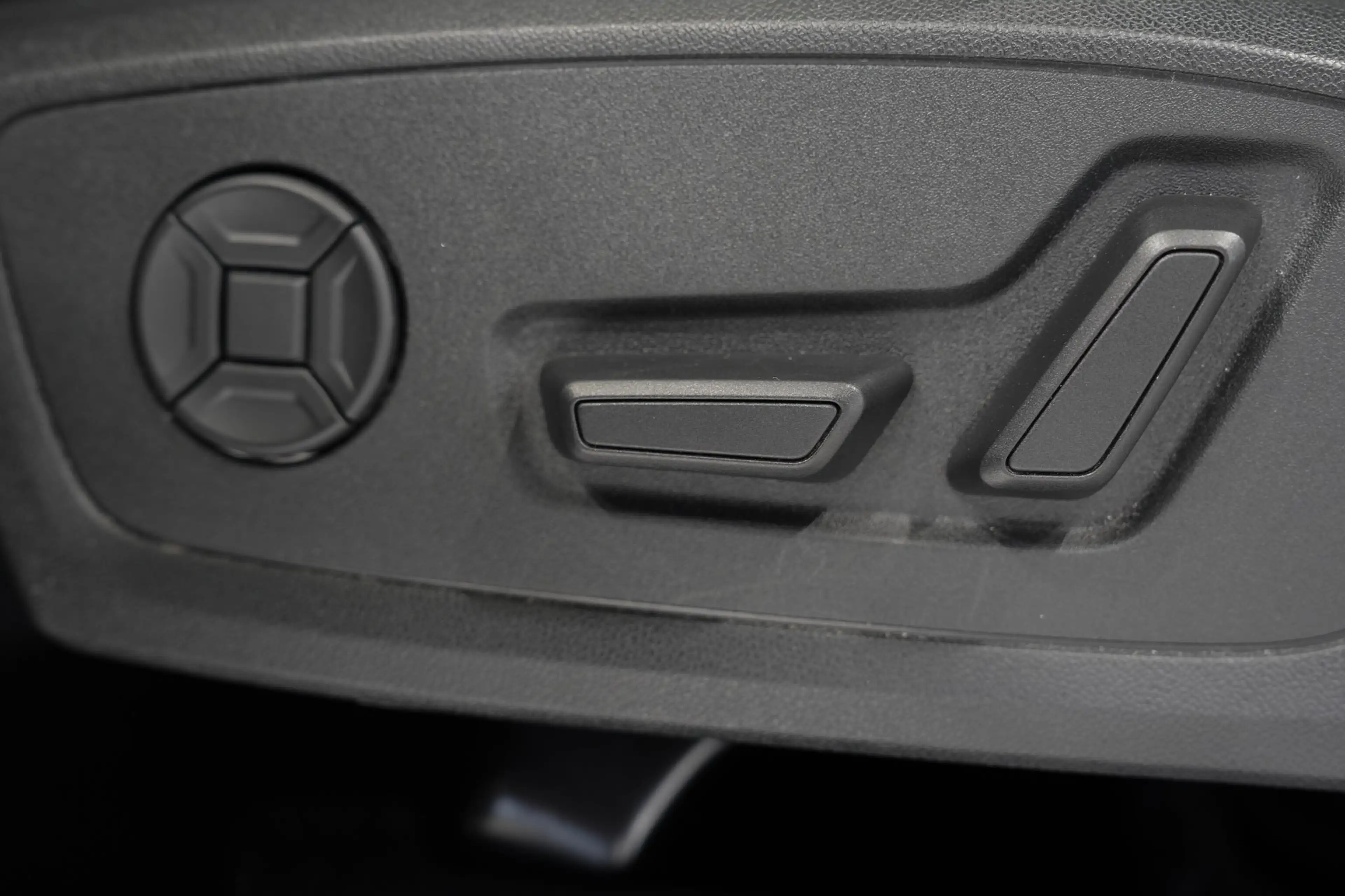 Audi RS Q3 2.5 TFSI quattro*RS.ABGAS*SPORTSITZE*KERAMIK — photo 14