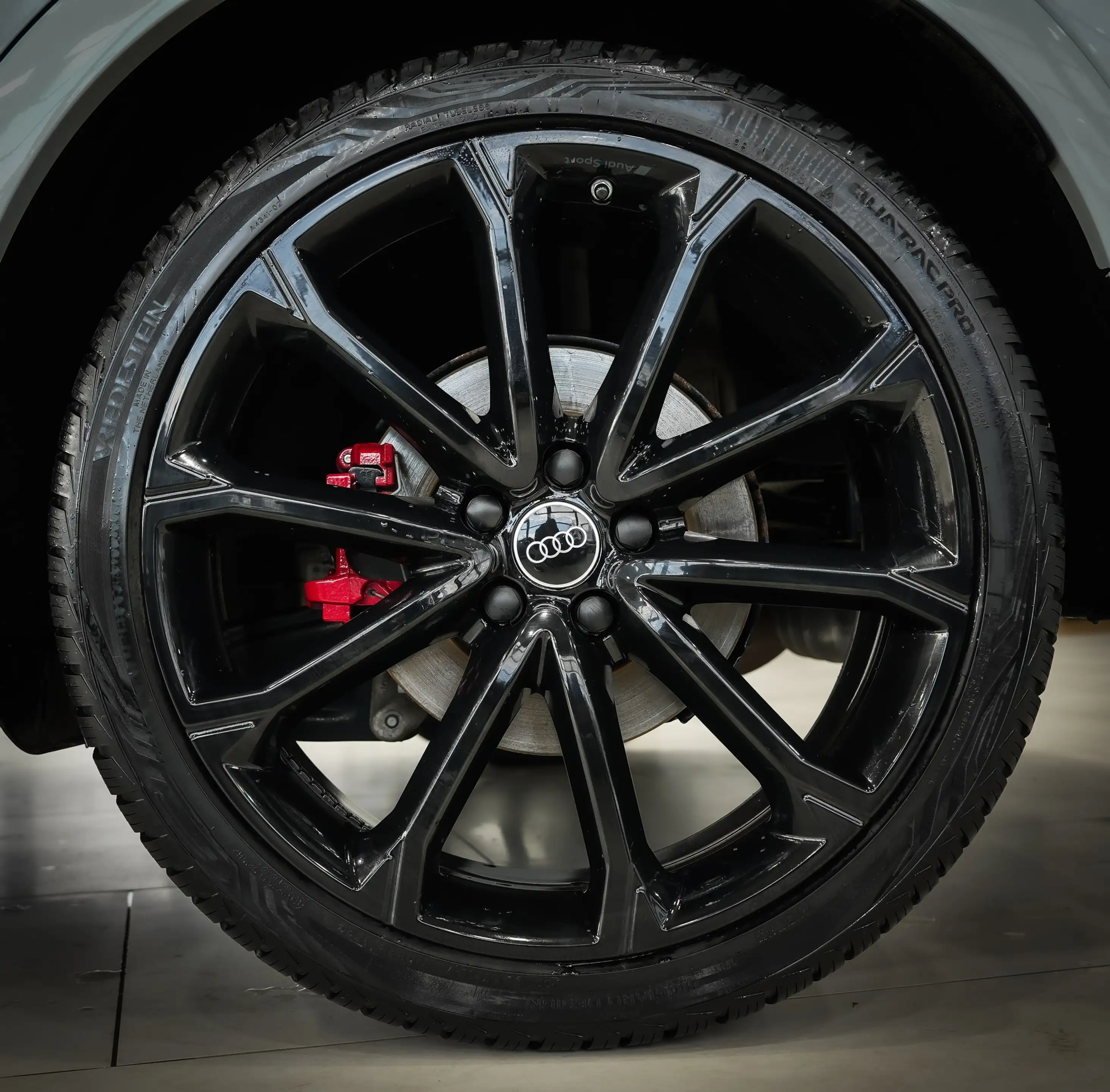 Audi RS Q3 2.5 TFSI quattro*RS.ABGAS*SPORTSITZE*KERAMIK — photo 11
