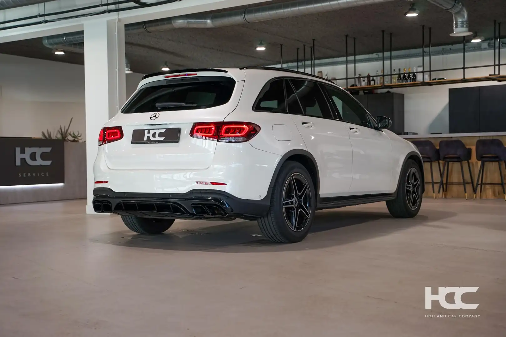 Mercedes-Benz GLC 200 AMG | Luchtvering | Stoelkoeling | Panorama Blanc - 2