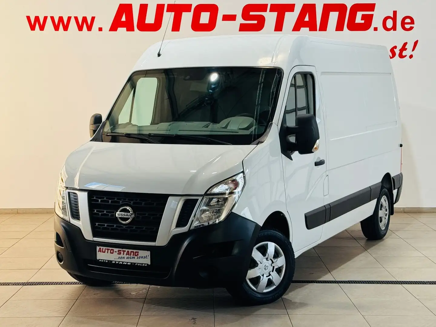 Nissan NV400 Kastenwagen L2H2 3,5t *AHK* Weiß - 2