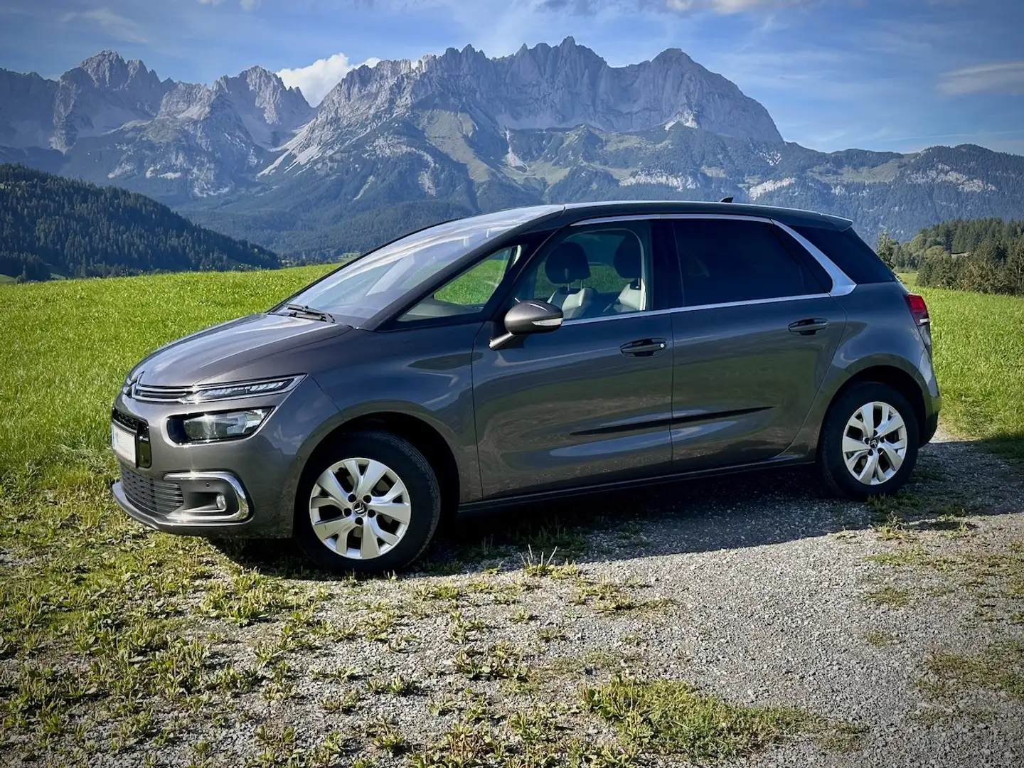 Citroen C4 SpaceTourer C4 Spacetourer BlueHDi 130 S Grau - 1