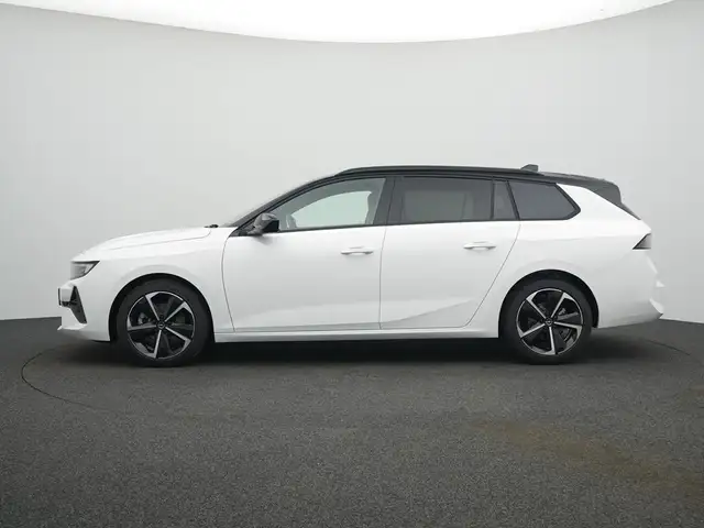 Opel Astra view 5