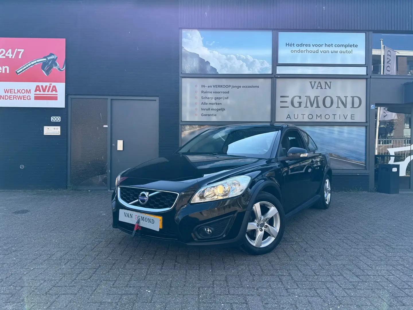 Volvo C30 2.0D Kinetic, Automaat Černá - 1