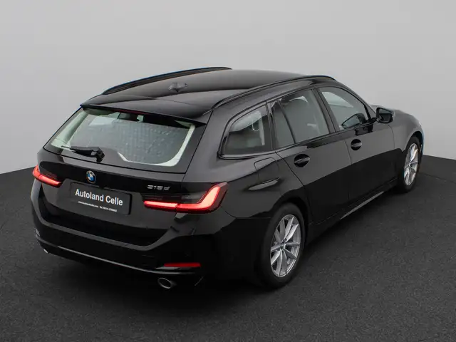BMW 3 Series view 7