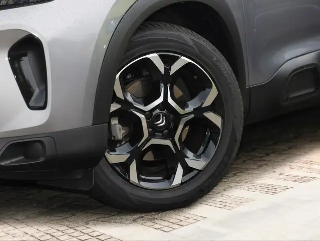 Citroen C5 Aircross view 5
