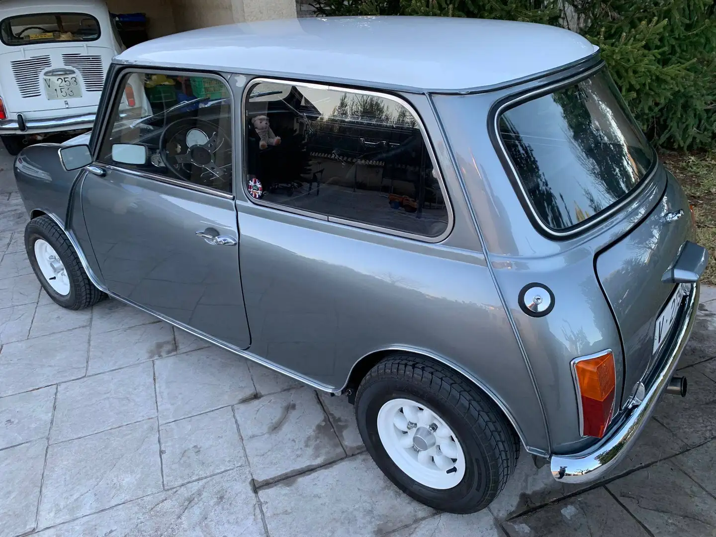 MINI Clasico 850 Gris - 2