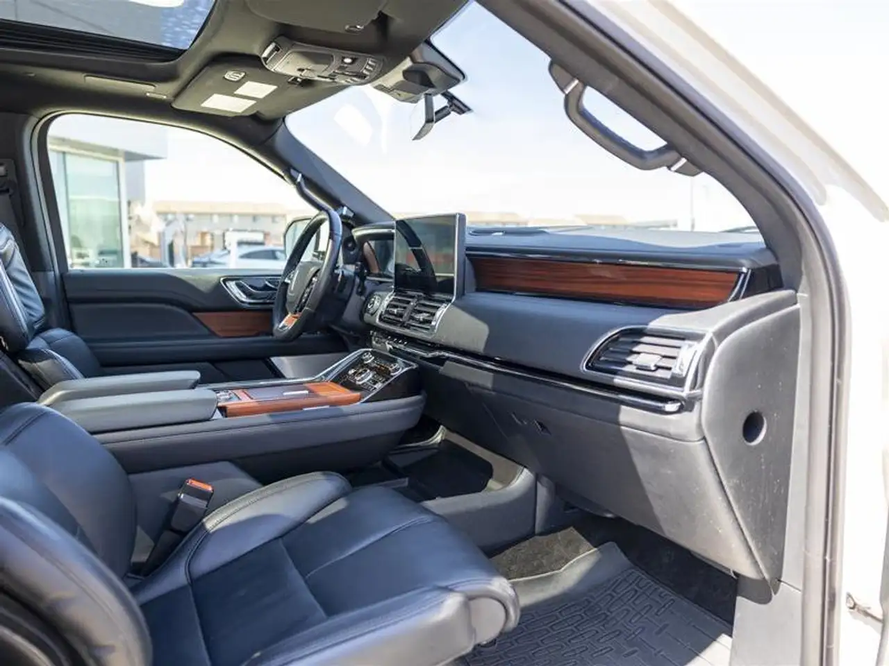 Lincoln Navigator снимка Lincoln Navigator
