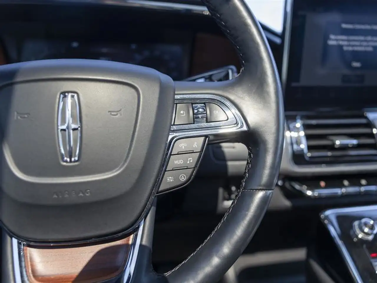 Lincoln Navigator снимка Lincoln Navigator