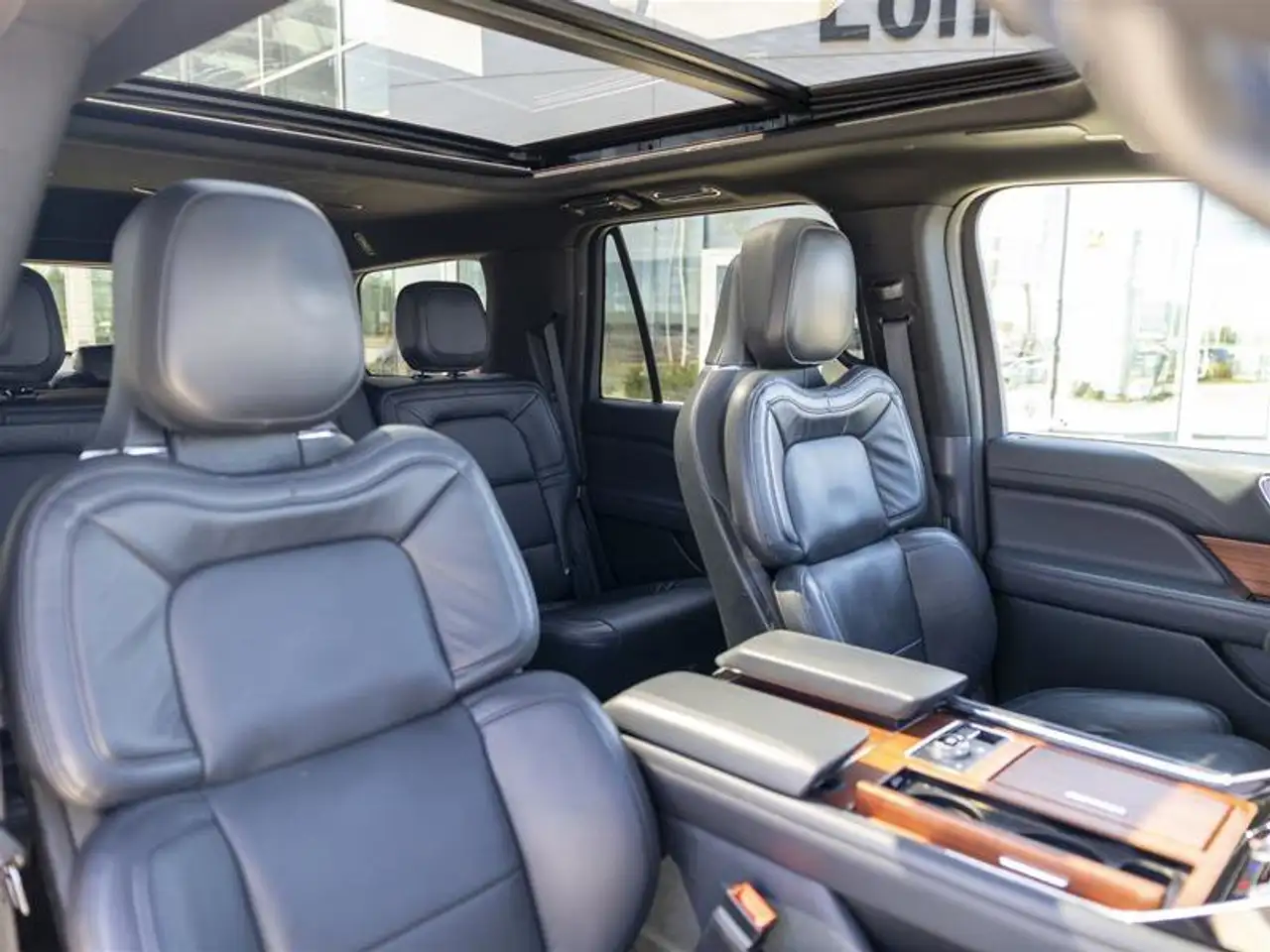 Lincoln Navigator снимка Lincoln Navigator