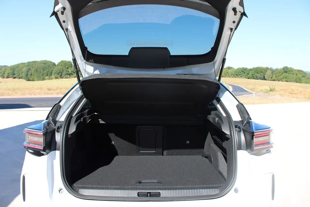 Citroen C4 Berline — photo 7