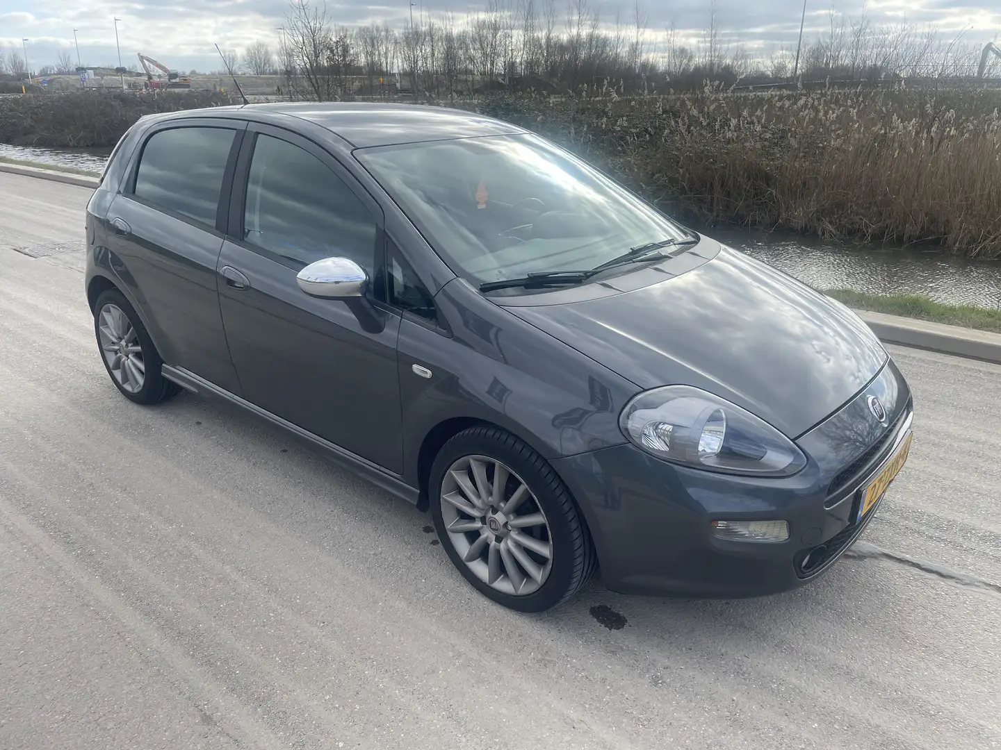 Fiat Punto Evo 0.9 TwinAir Sport Szürke - 1