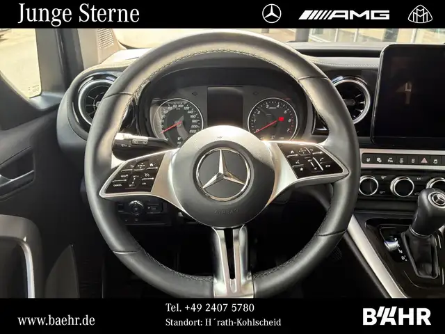 Mercedes-Benz T-Class view 13