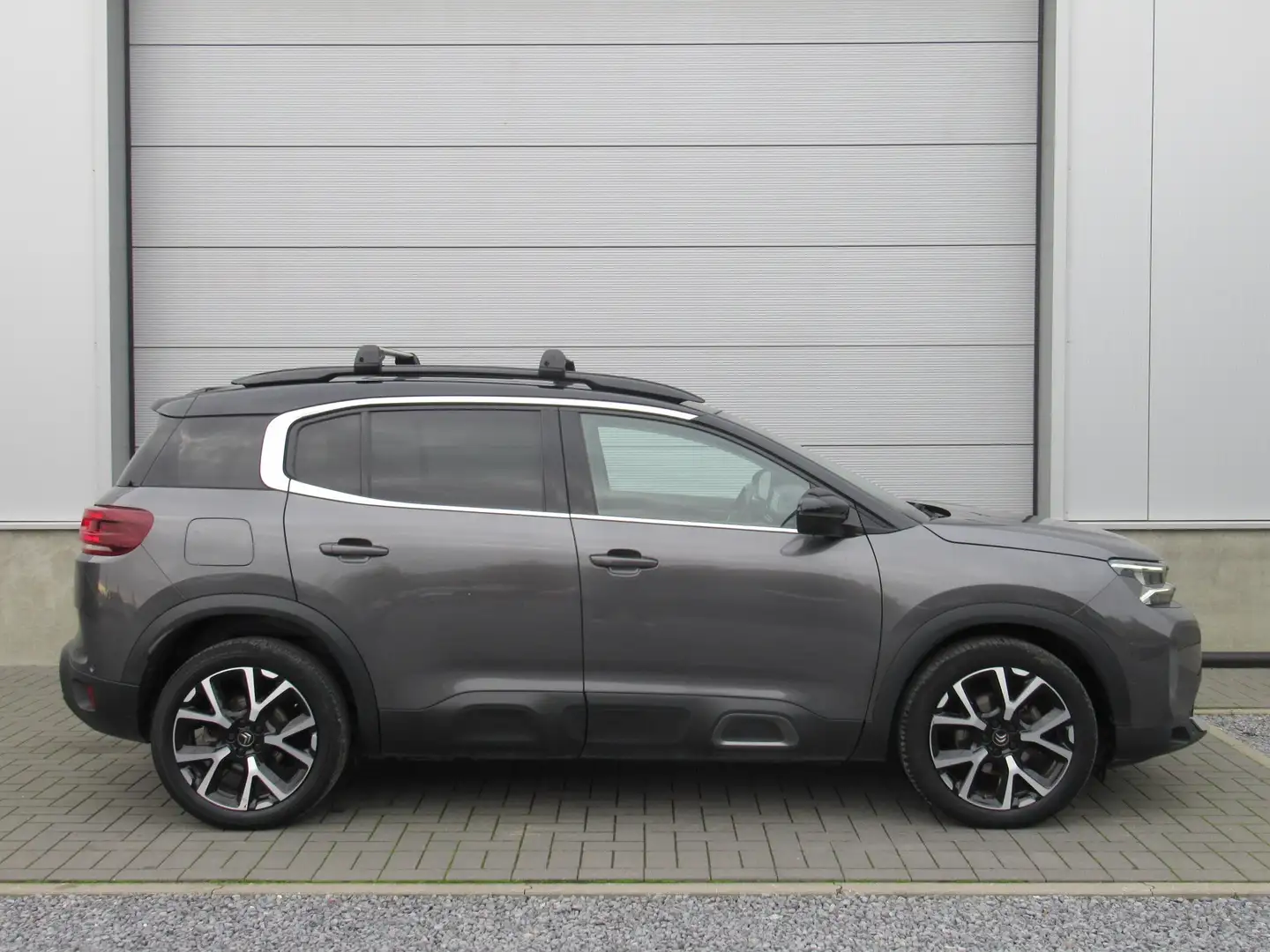 Citroen C5 Aircross 1.5 HDI Aut. Shine / € 14.990 netto / Pano Gris - 2