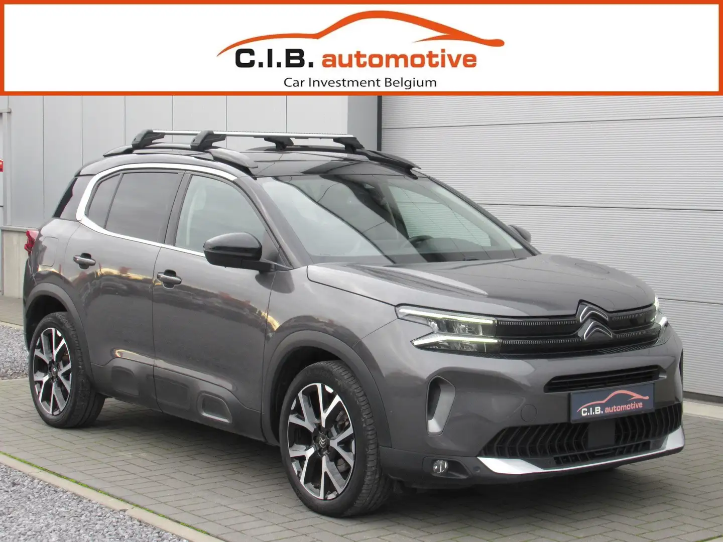 Citroen C5 Aircross 1.5 HDI Aut. Shine / € 14.990 netto / Pano Gris - 1