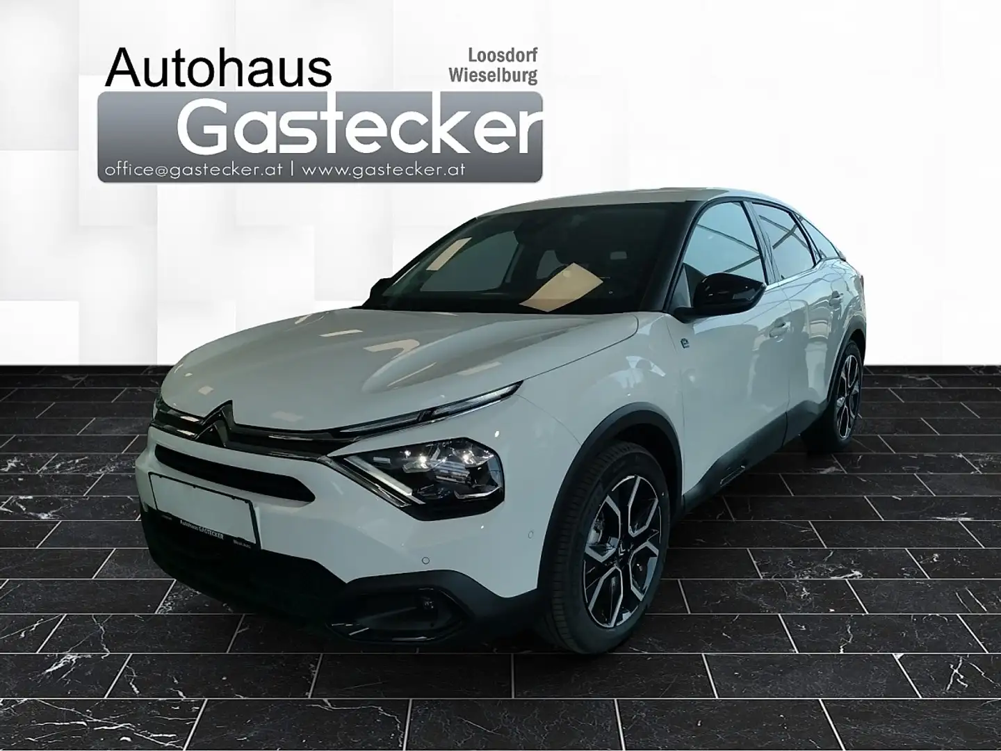 Citroen C4 e-C4 136 50kWh Shine Pack Weiß - 1