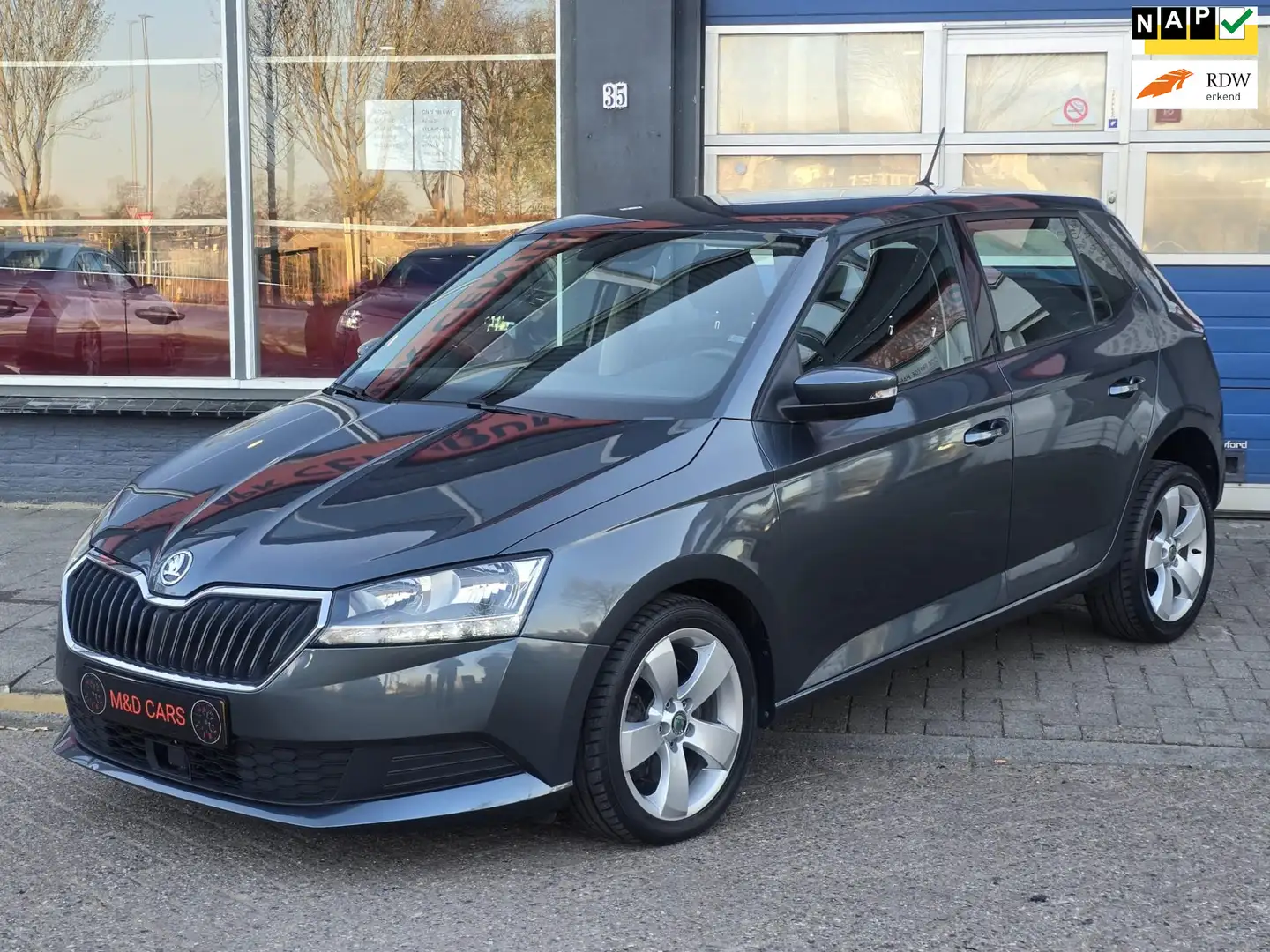 Skoda Fabia 1.0 TSI Ambition DSG AUTOMAAT AIRCO Grau - 1