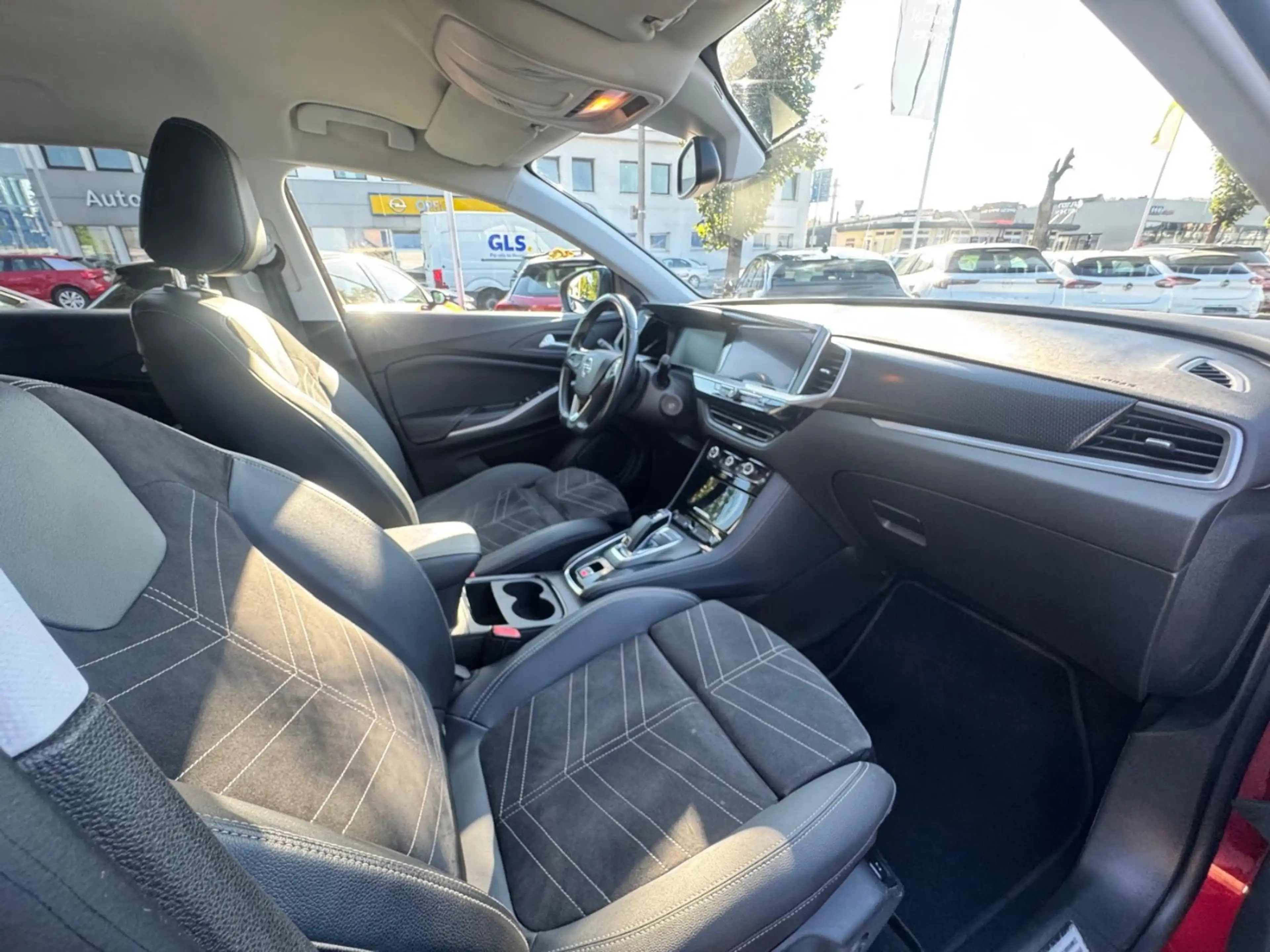 Opel Grandland 1.2 Turbo GS Alcantara+LED+Kam. mit AHK inkl. Insp — photo 10